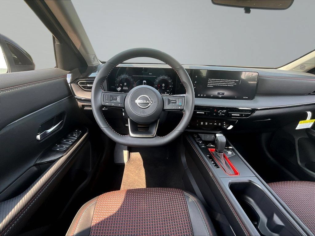 Used 2026 Nissan Kicks SR FWD image 18