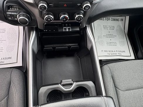 Used 2019 RAM 1500 Big Horn AWD/4WD image 34