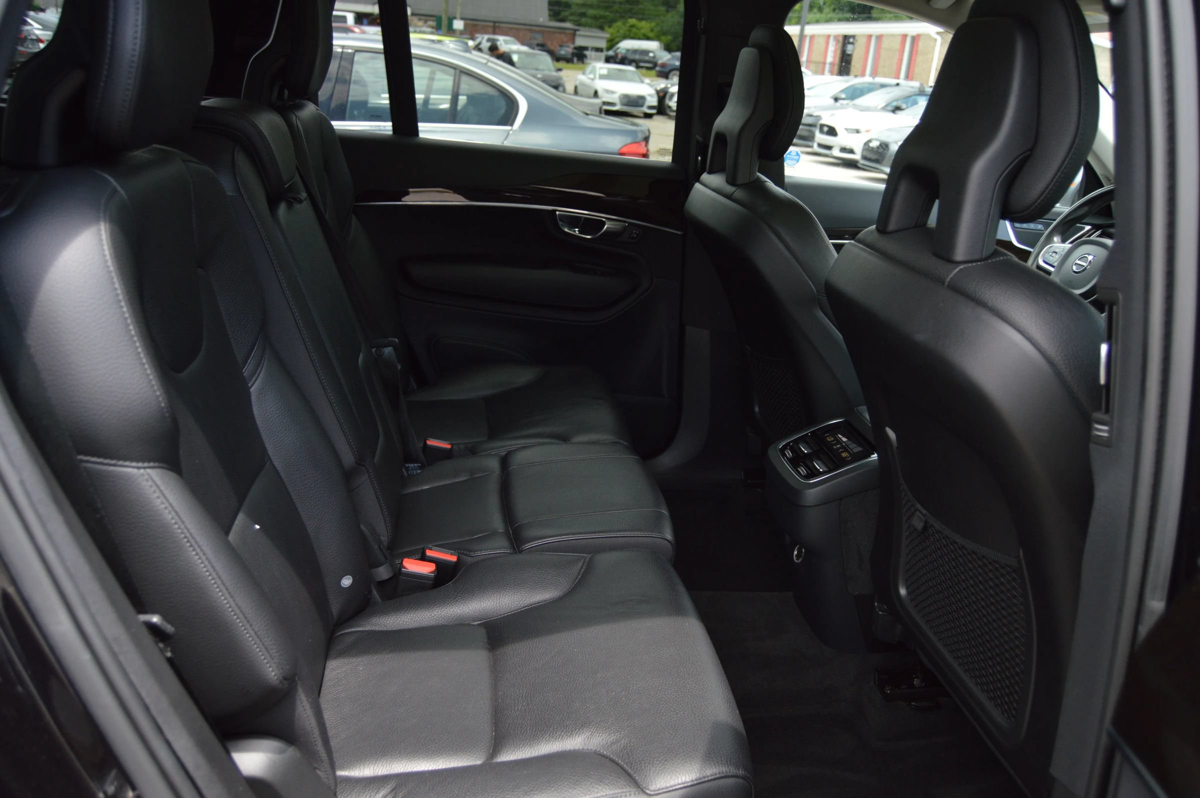 Used 2017 Volvo XC90 T6 Momentum w/ Vision Package AWD/4WD image 26