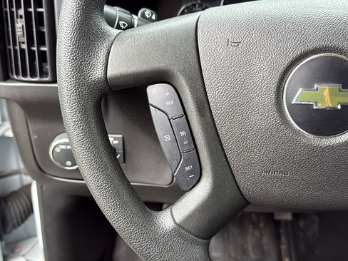 Used 2024 Chevrolet Express 2500 w/ Driver Convenience Package RWD image 15