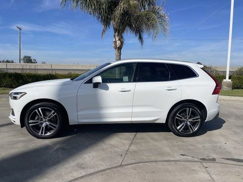 Used 2019 Volvo XC60 T5 Momentum w/ Premium Package image 5