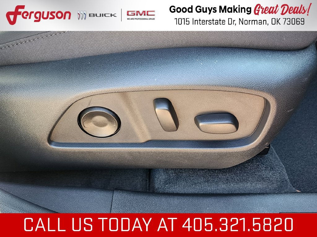 New 2027 GMC Terrain AT4 w/ Convenience Package III AWD/4WD image 42