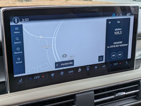 Certified 2023 Lincoln Corsair FWD w/ Equipment Group 101A image 15