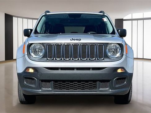 Used 2016 Jeep Renegade Sport w/ Power & Air Group image 2