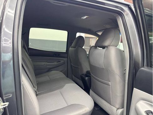 Used 2013 Toyota Tacoma 4x4 Double Cab w/ TRD Off-Road Pkg image 17