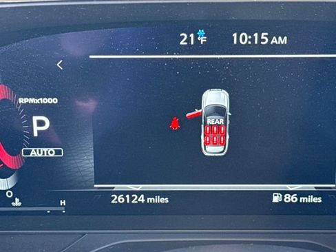 Used 2024 Nissan Pathfinder Platinum w/ Cargo Package image 17