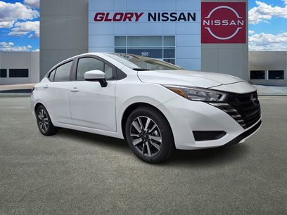 New 2025 Nissan Versa SV w/ Trunk Package