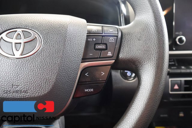 Used 2025 Toyota Camry LE FWD image 17