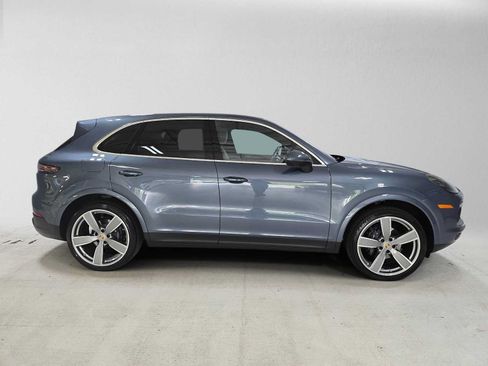 Used 2020 Porsche Cayenne AWD/4WD image 2