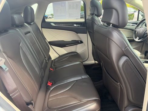 Used 2017 Lincoln MKC Reserve AWD/4WD image 32