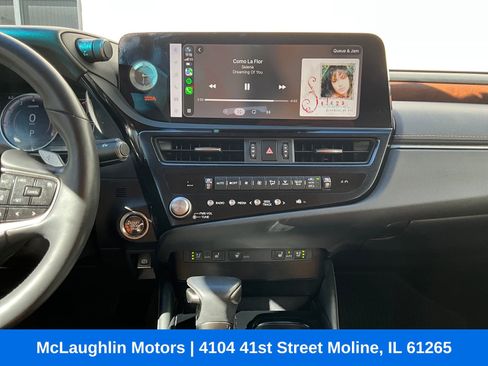 Used 2023 Lexus ES 350 w/ Premium Package image 4