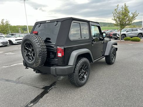 Used 2015 Jeep Wrangler Sport AWD/4WD image 7