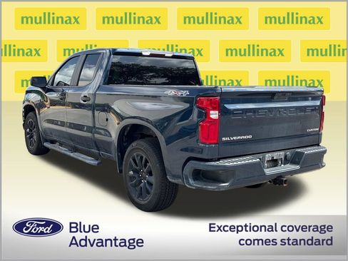Used 2020 Chevrolet Silverado 1500 Custom w/ Custom Value Package AWD/4WD image 10