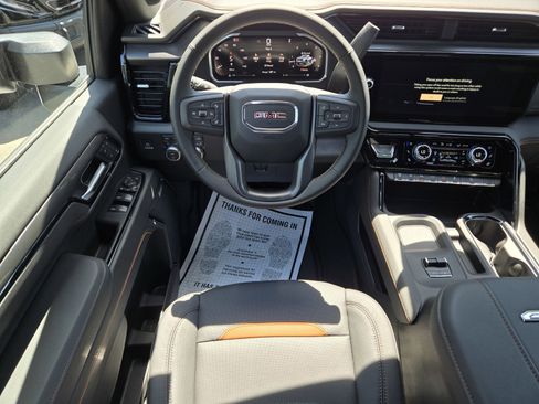 New 2026 GMC Sierra 2500 AT4 w/ AT4 Premium Plus Package AWD/4WD image 7