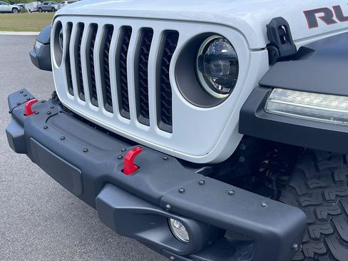 Used 2023 Jeep Gladiator Rubicon w/ LED Lighting Group AWD/4WD image 14