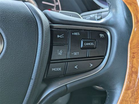 Used 2023 Lexus ES 350 w/ Accessory Package (Z2) image 34