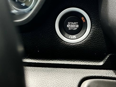 Used 2023 RAM 1500 Big Horn AWD/4WD image 17