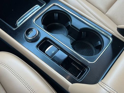 Certified 2022 Lincoln Corsair Reserve w/ Equipment Group 201A image 18