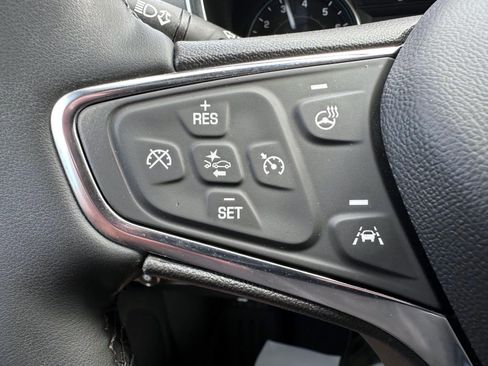 Used 2024 Chevrolet Equinox LT AWD/4WD image 17