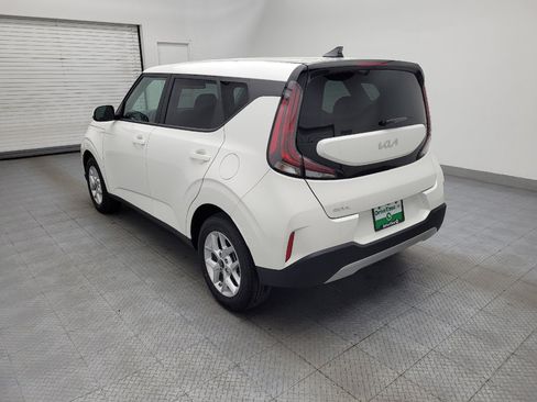 Used 2025 Kia Soul LX w/ LX Technology Package image 5