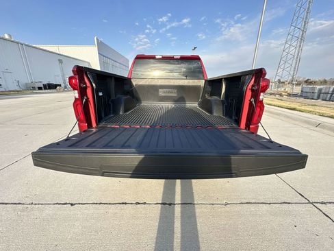 Used 2022 Chevrolet Silverado 1500 RST w/ Z71 Off-Road Package image 25