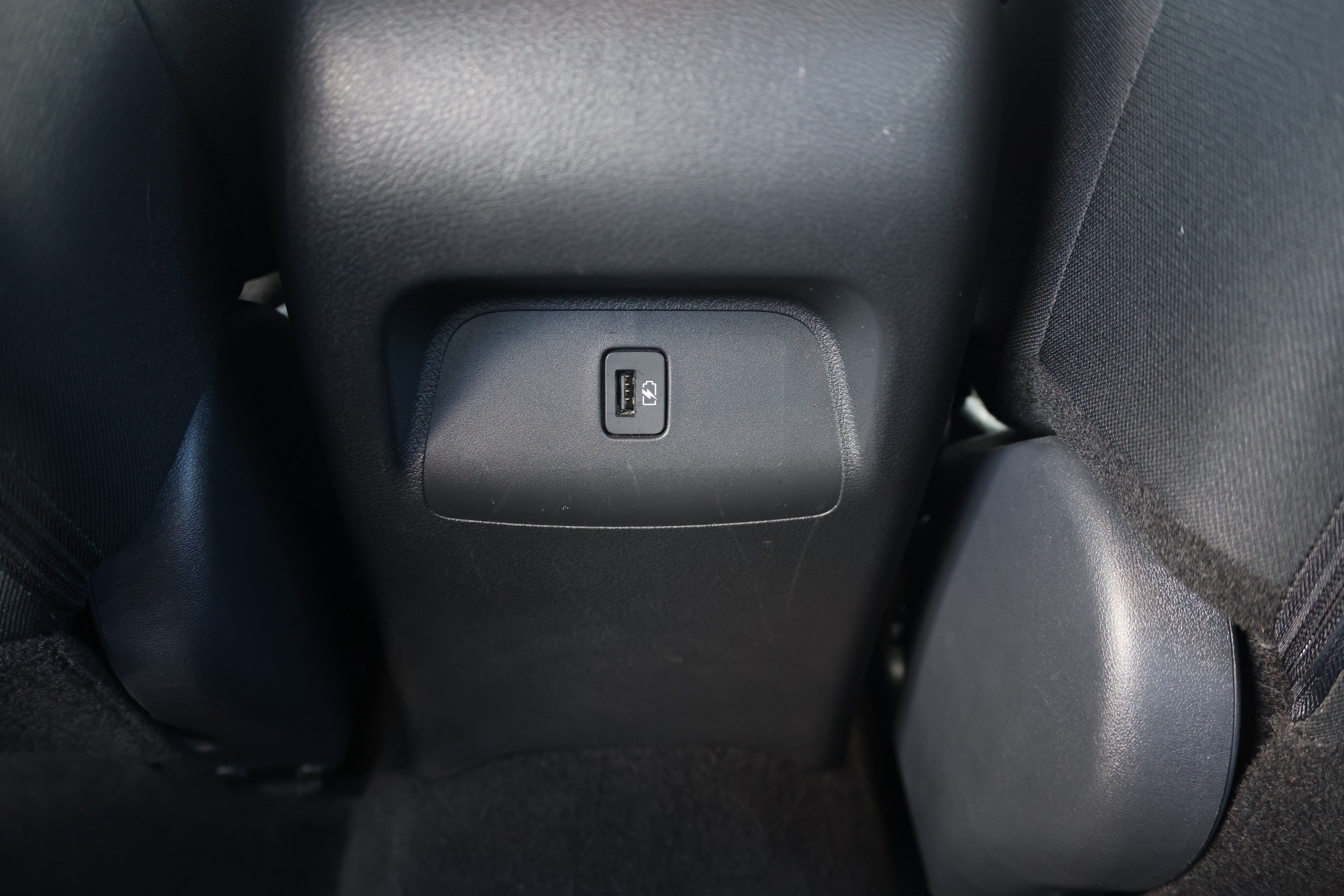 Used 2024 Nissan Sentra SV FWD image 14