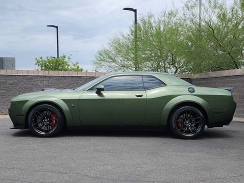 Used 2022 Dodge Challenger R/T Scat Pack RWD image 5
