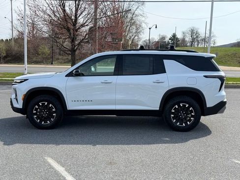 New 2026 Chevrolet Traverse Z71 w/ Driver Confidence Package AWD/4WD image 10