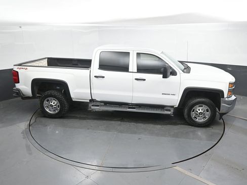 Used 2015 Chevrolet Silverado 2500 W/T AWD/4WD image 21