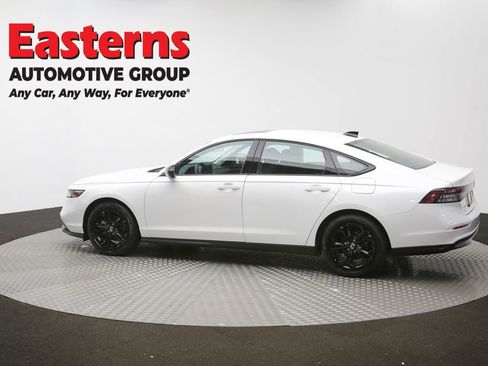 Used 2025 Honda Accord SE image 61