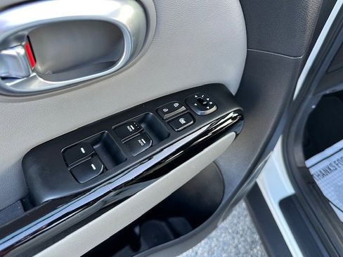 Used 2016 Kia Soul + w/ Audio Package image 17