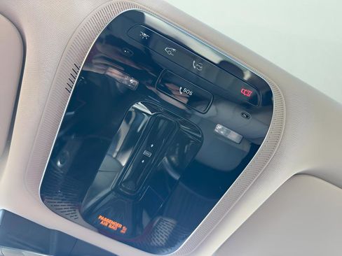 Used 2025 Mercedes-Benz E 350 E 350 image 56