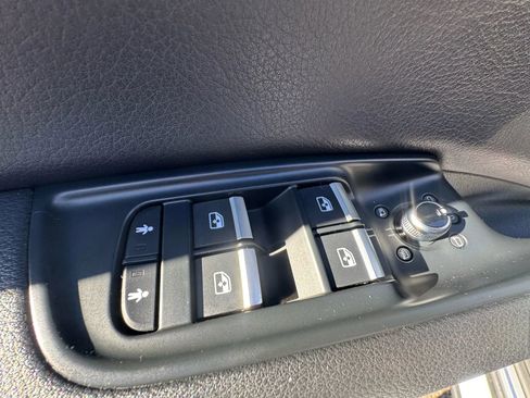 Used 2018 Audi Q7 3.0T Prestige w/ Prestige Package image 38