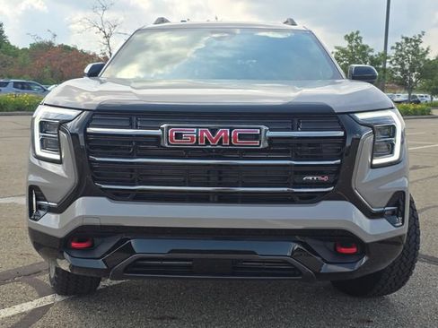 New 2027 GMC Terrain AT4 w/ Convenience Package III AWD/4WD image 12