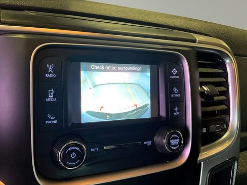 Used 2022 RAM 1500 Warlock AWD/4WD image 16