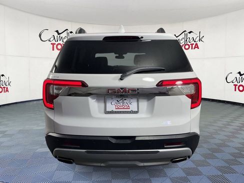 Used 2020 GMC Acadia SLT w/ Driver Alert Package II FWD image 7