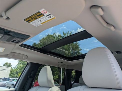 New 2025 Mitsubishi Outlander SEL image 25