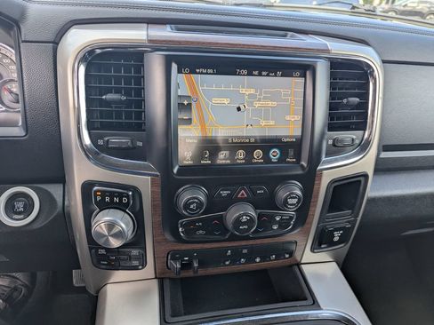 Used 2016 RAM 1500 Laramie w/ Convenience Group AWD/4WD image 18