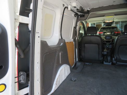 Used 2020 Ford Transit Connect XL image 21