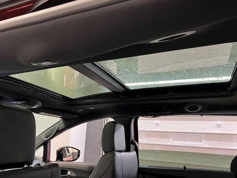 New 2026 Chrysler Pacifica Select image 20