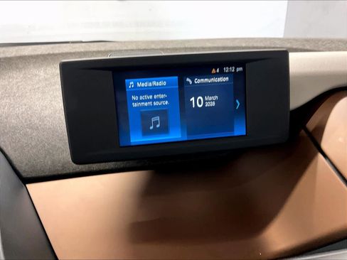 Used 2020 BMW i3 image 9