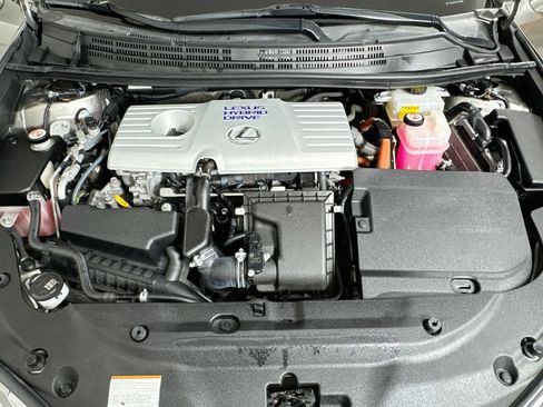 Used 2017 Lexus CT 200h FWD image 18