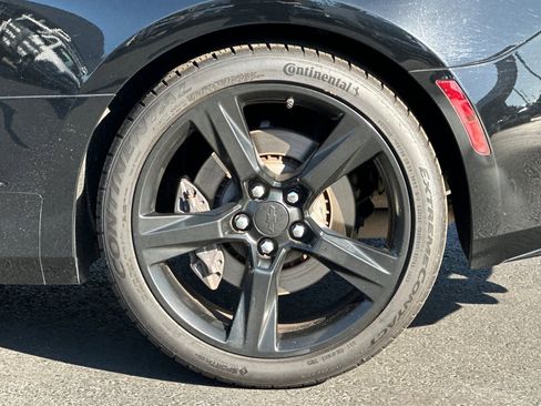 Used 2018 Chevrolet Camaro SS image 30