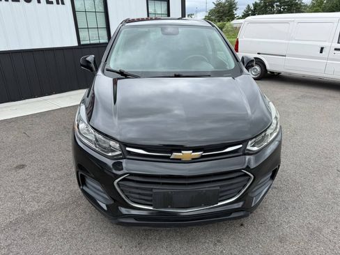 Used 2020 Chevrolet Trax LS w/ Tint and Cruise Package FWD image 3