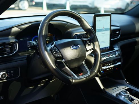 Used 2021 Ford Explorer ST w/ Equipment Group 401A image 11