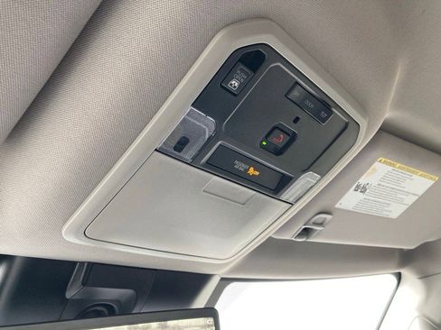 Used 2024 Toyota Tundra Limited image 25