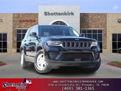 Certified 2023 Jeep Grand Cherokee Laredo w/ Luxury Tech Group I