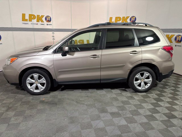 Used 2016 Subaru Forester 2.5i Premium w/ All-Weather Package AWD/4WD image 6