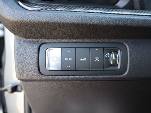 Used 2026 Chevrolet Traverse High Country w/ LPO, Floor Liner Package AWD/4WD image 16