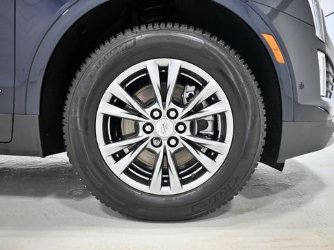 Used 2021 Cadillac XT5 Premium Luxury AWD/4WD image 39